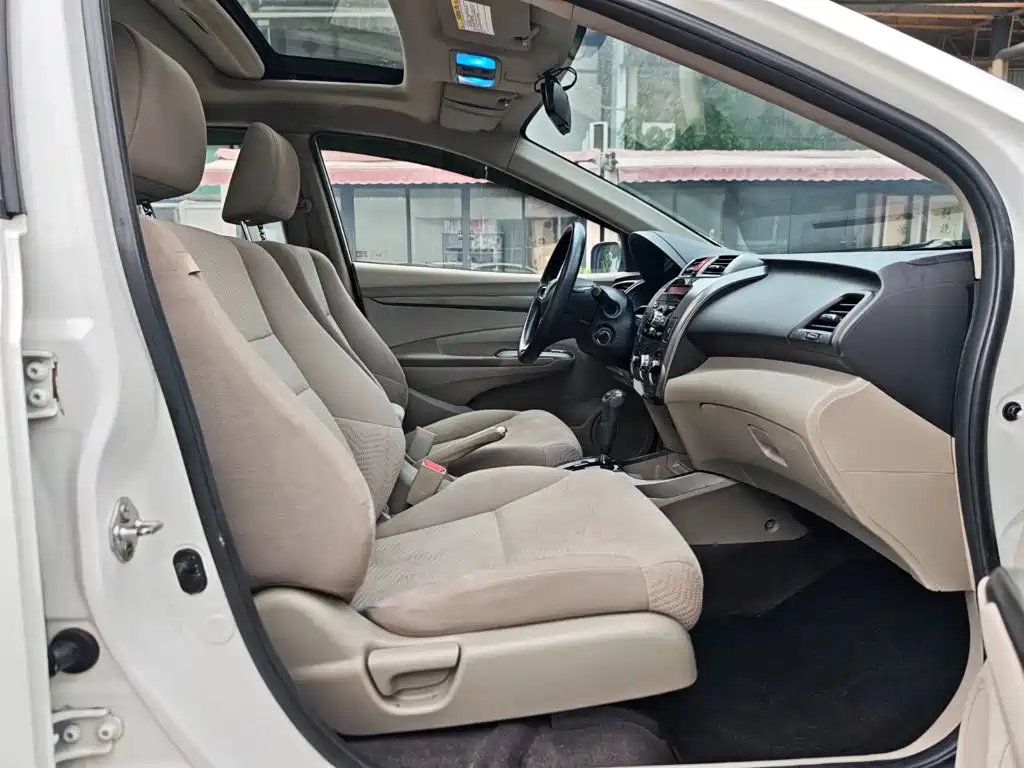 Honda City Classic 2014 2014 Trend 1.5L Automatic Elite Edition