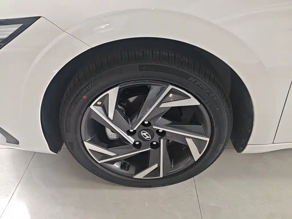 Hyundai Elantra 2026 2023 1.5L CVT GLX Elite Edition