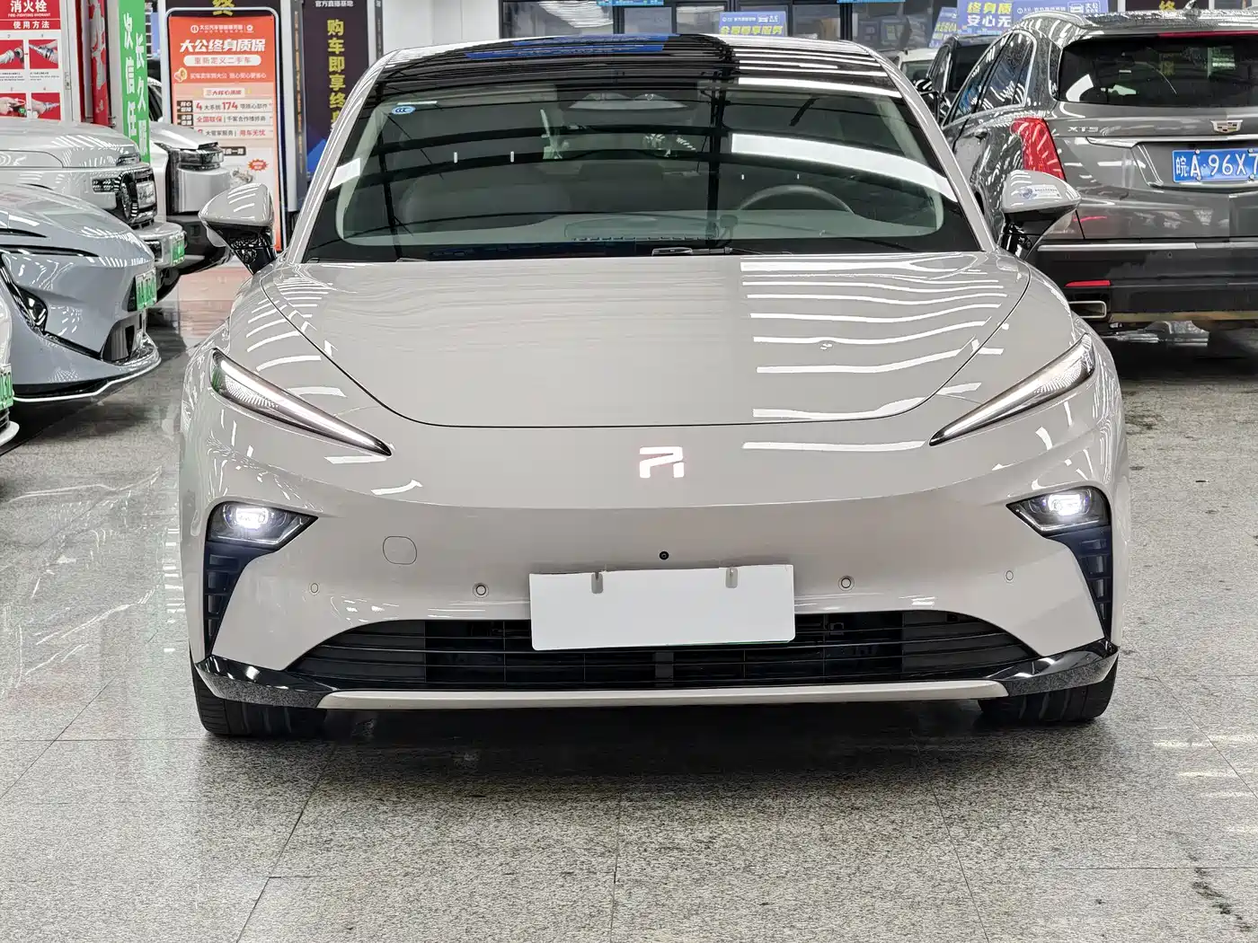 RISING AUTO FEIFAN F7