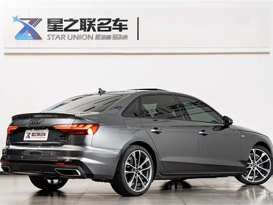 Audi A4L 2023 40 TFSI quattro Luxury Sport фото 7