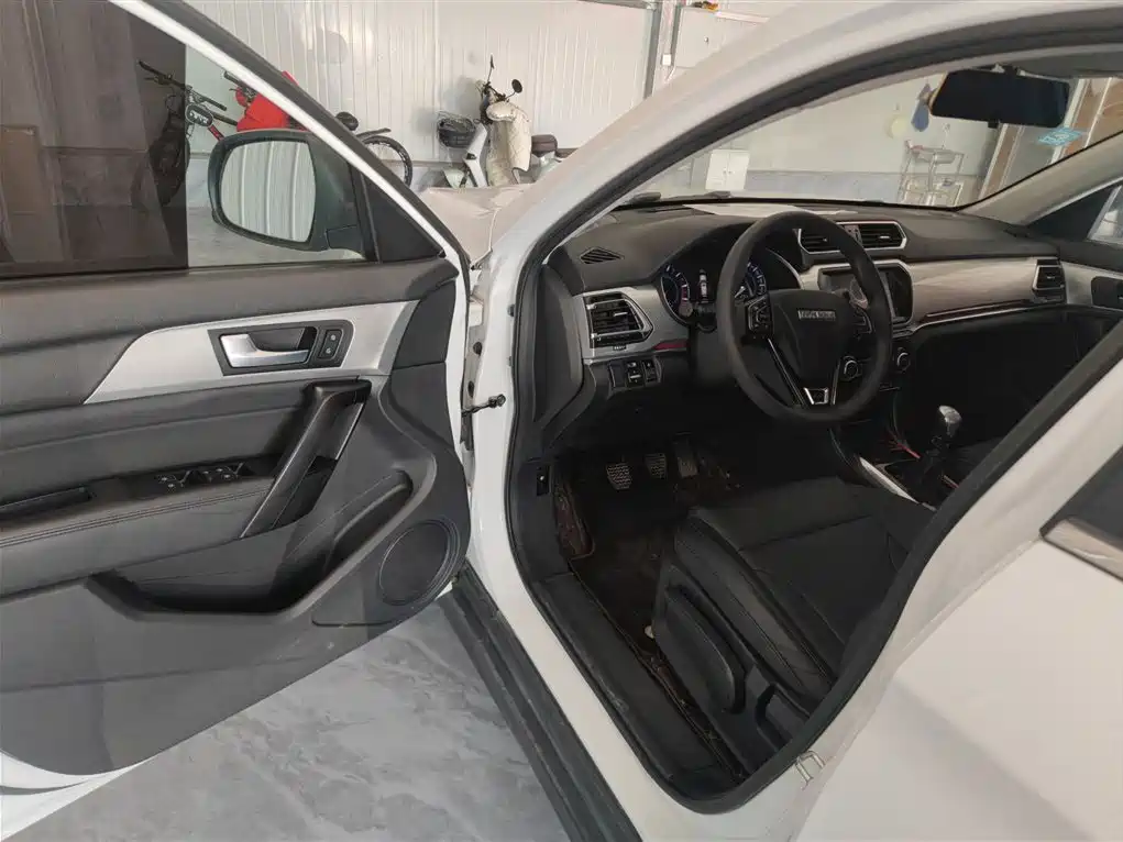 Haval H2 2018 Creation Edition Blue Label 1.5T Manual 2WD Style фото 16