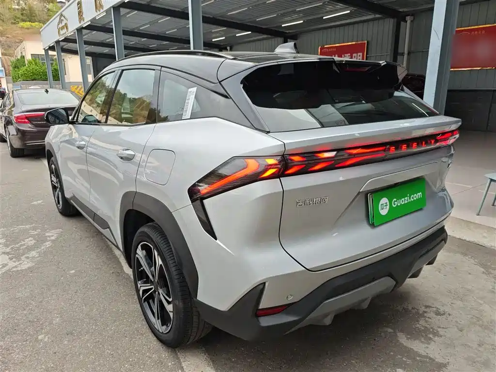 Geely Galaxy Galaxy L7 2025 EM-i 115km Explorer+ Edition фото 5