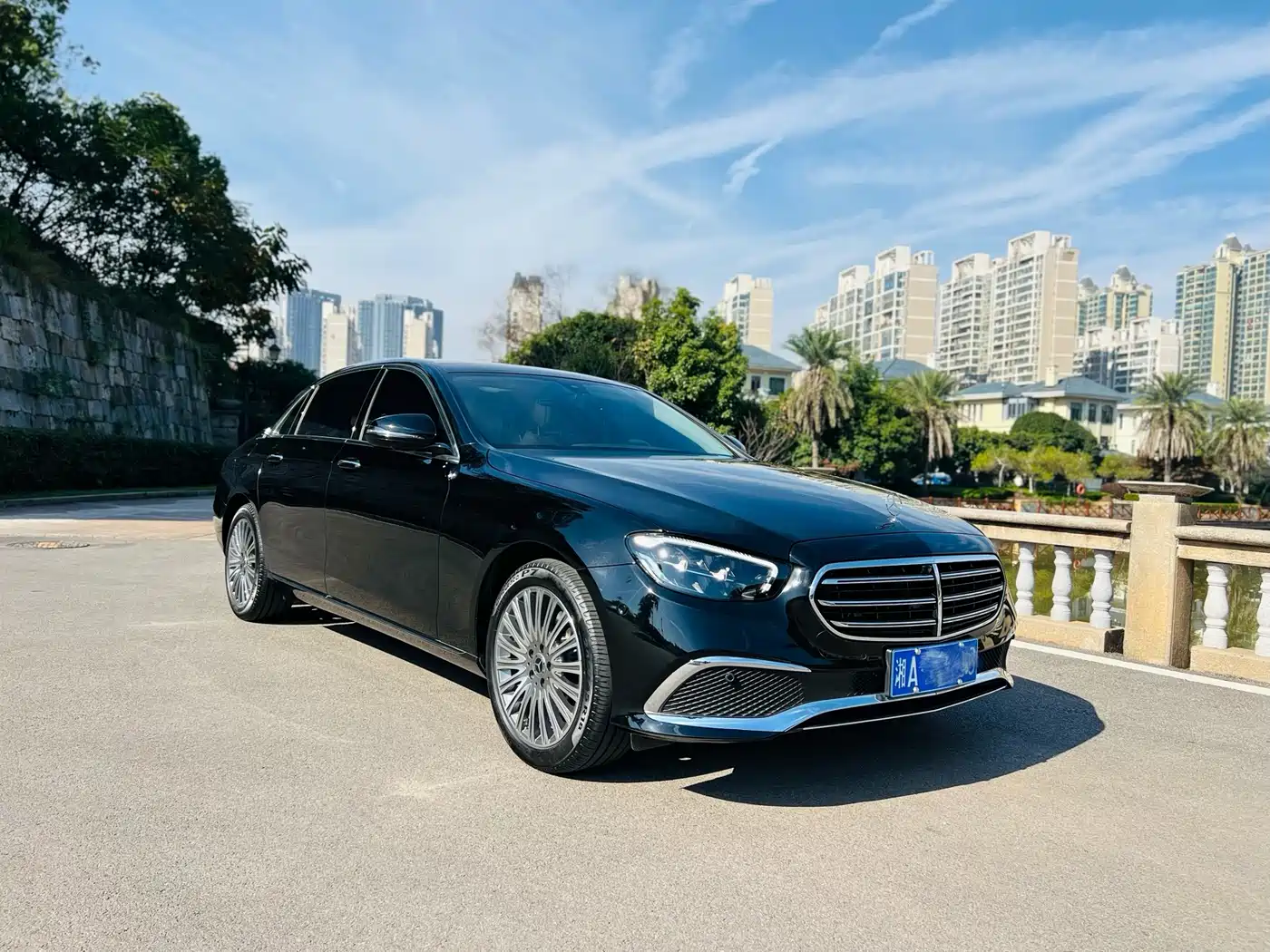  E CLASS