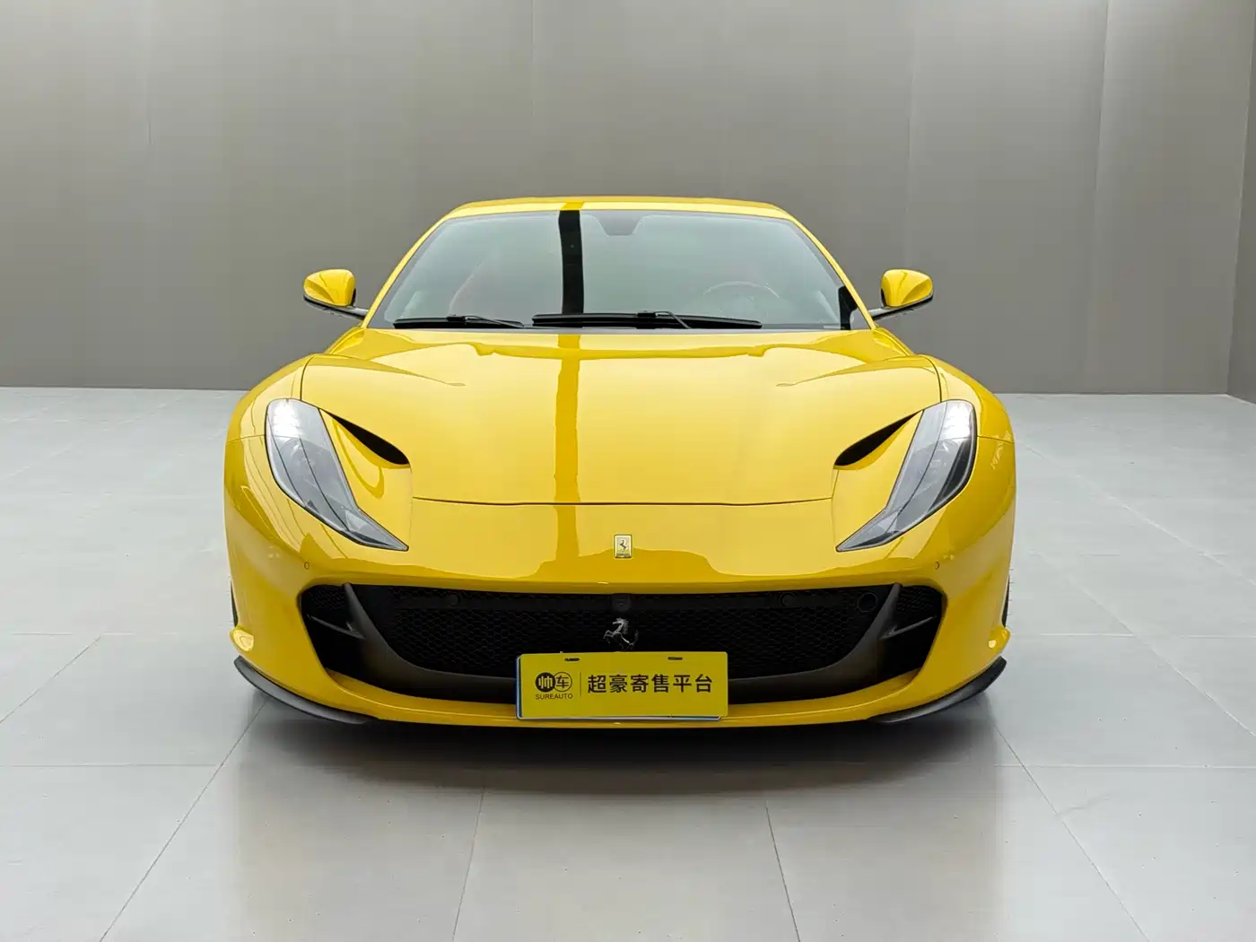 Ferrari 812 2018 2017 6.5L Superfast