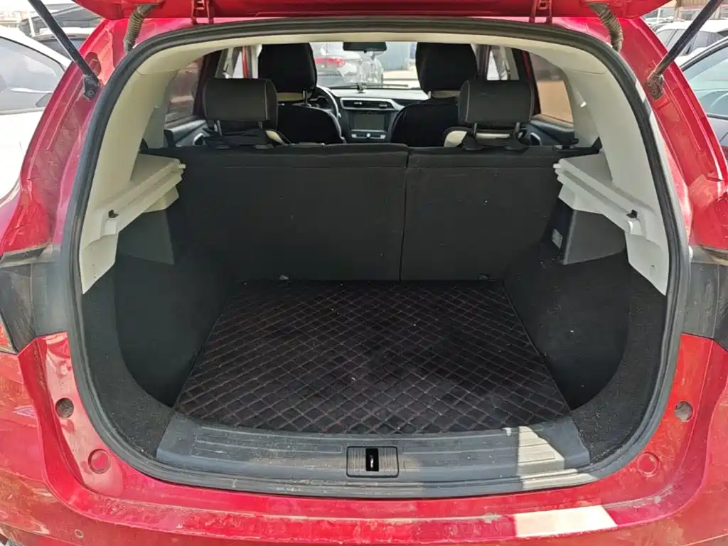 MG ZS 2020 2019 1.5L Manual 65-inch Panoramic Sunroof Global Edition (China VI)