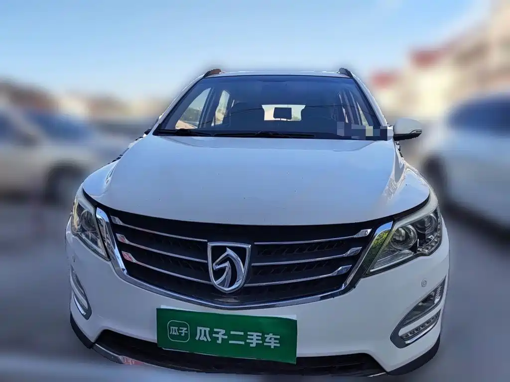 Baojun 560 2017 2016 1.8L iAMT Luxury
