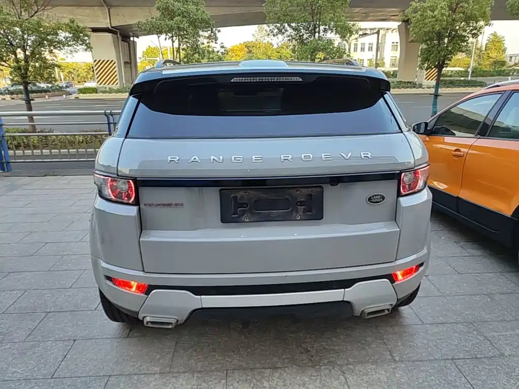 Land Rover Range Rover Evoque (Import) 2014 2014 2.0T 5-door Brilliance Sport