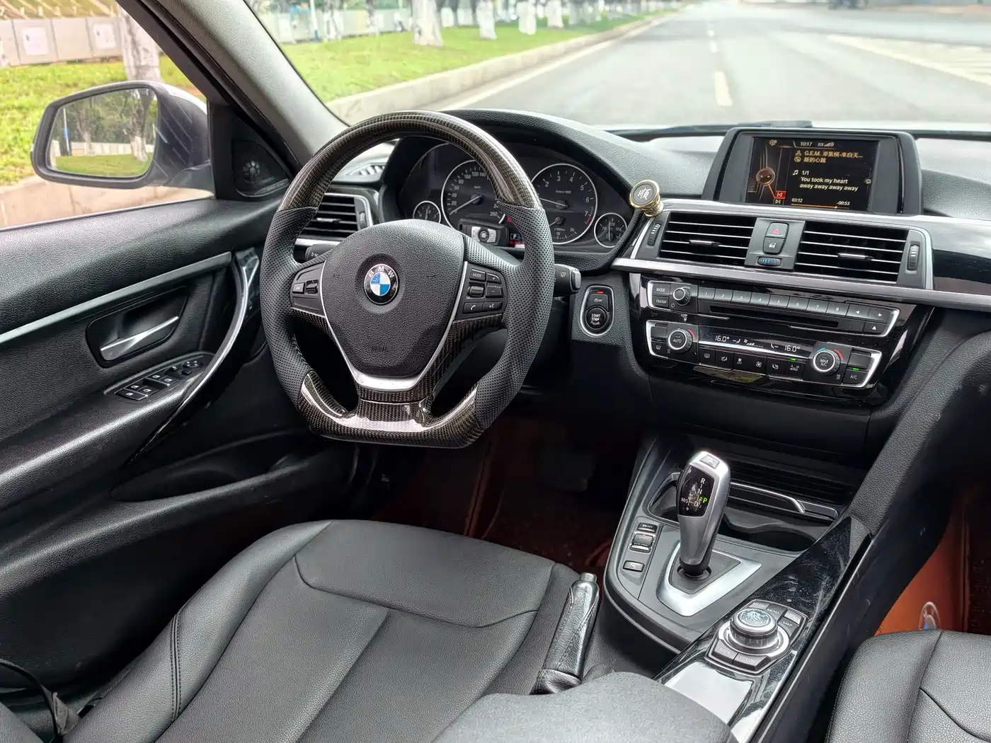 BMW 3 Series 2017 320Li Fashion фото 20