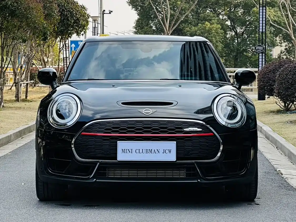 MINI JCW CLUBMAN 2022 2.0T JOHN COOPER WORKS ALL-IN фото 2