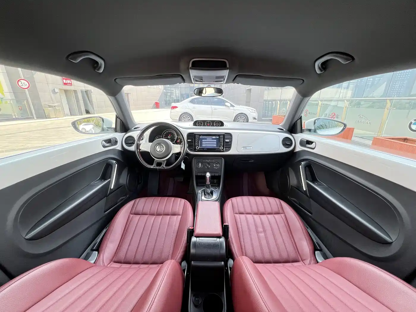 Volkswagen Beetle 2014 1.4TSI Fashion Edition фото 8