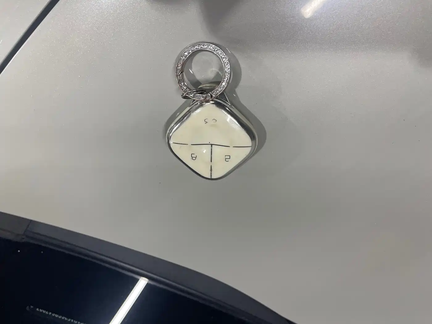 BAOJUN YUE ALSO PLUS