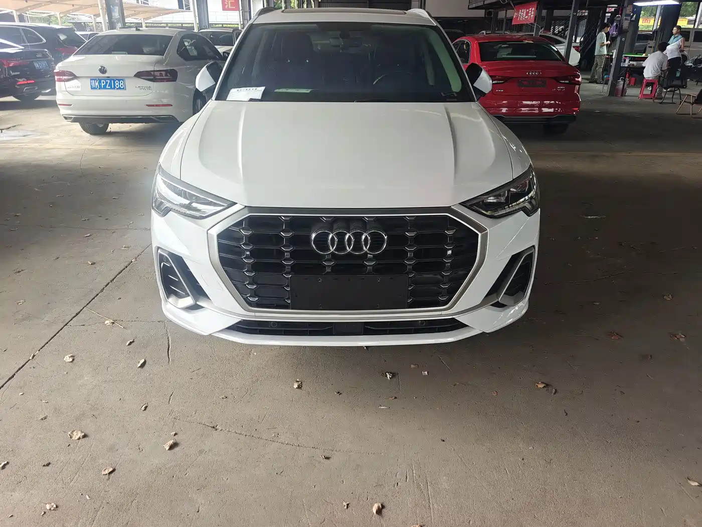 Фото 2 - Audi Q3