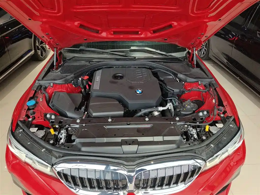 BMW 3-SERIES