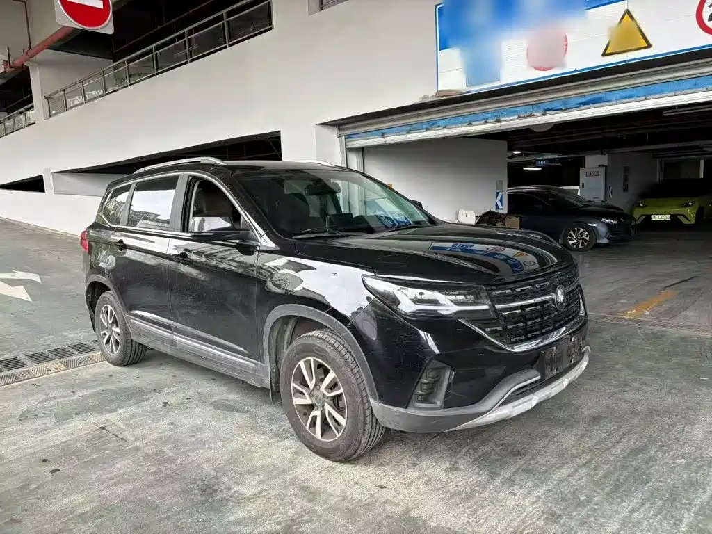 Dongfeng Fengxing Fengxing T5 2023 2022 Golden Age 1.6L Manual Dream Builder 5-seater