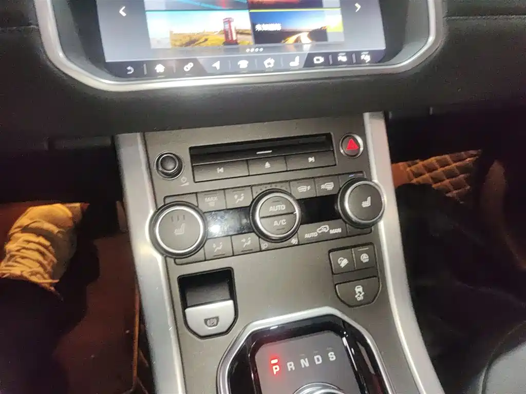 Land Rover Range Rover Evoque 2018 240PS SE Smart Edition фото 9