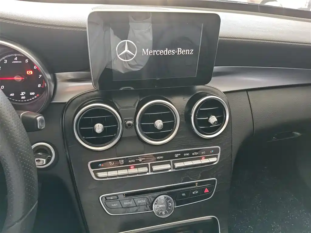 Mercedes-Benz C-Class 2018 C 200 L Sport Edition фото 13