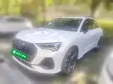 Photo 1 - Audi Q3