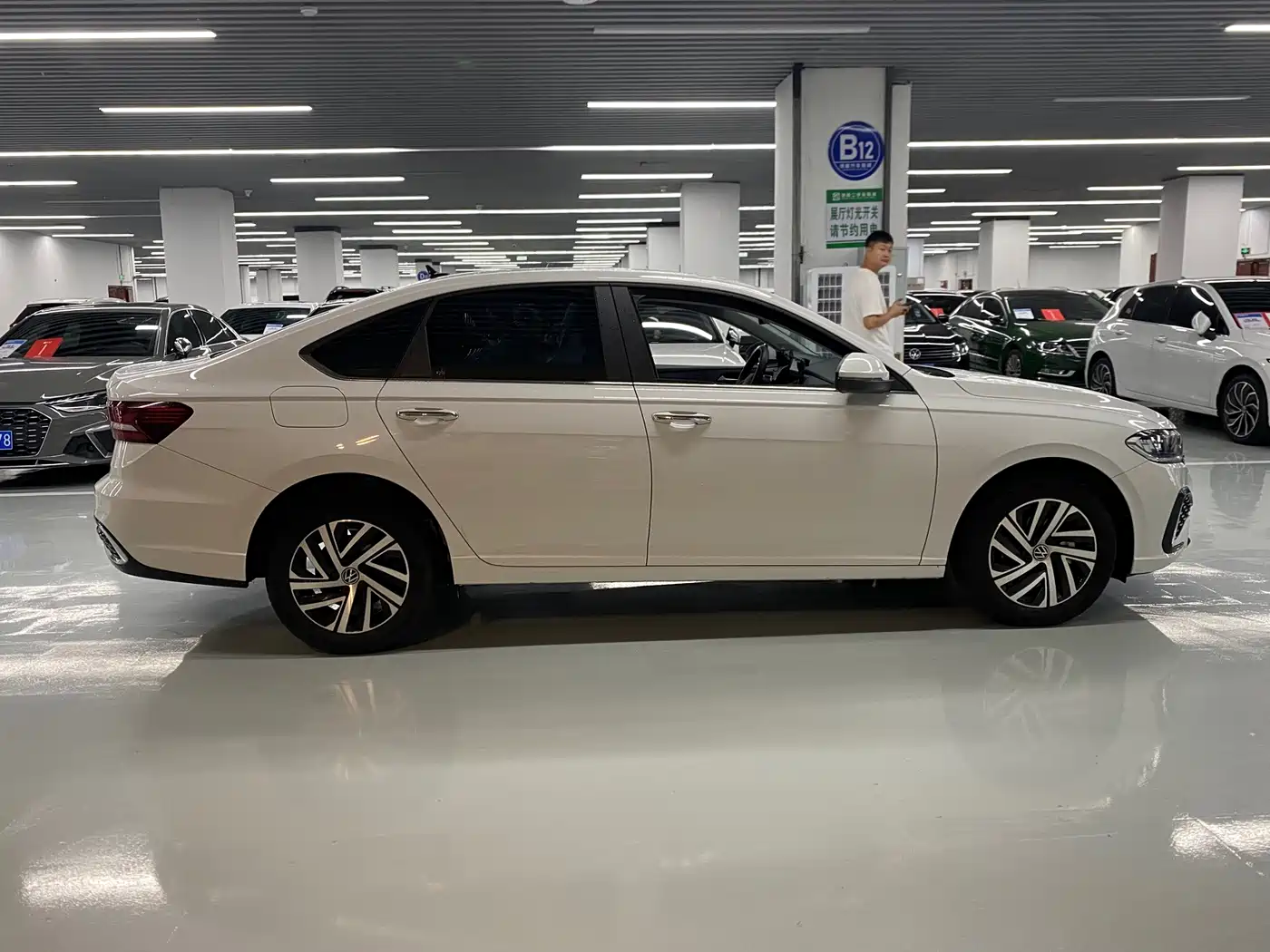 Volkswagen Lavida, миниатюра 4