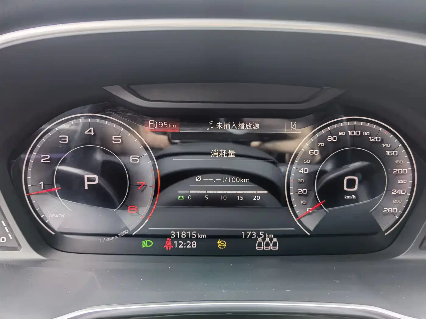 Audi Q3 2024 35 TFSI Fashion Sport фото 17