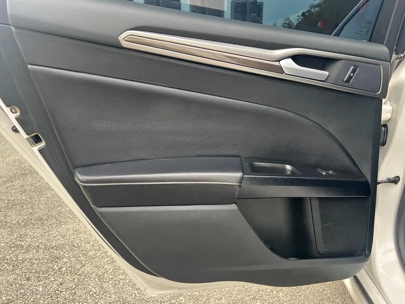 FORD MONDEO