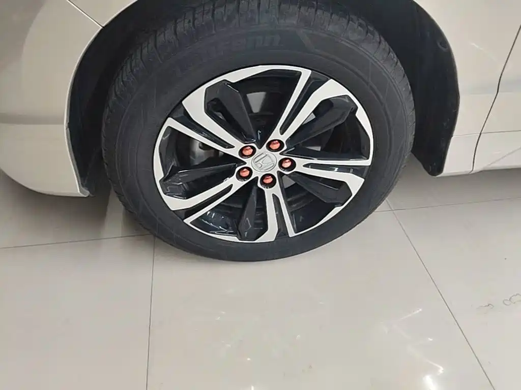 Honda UR-V 2017 2017 370TURBO AWD Prestige Edition China V