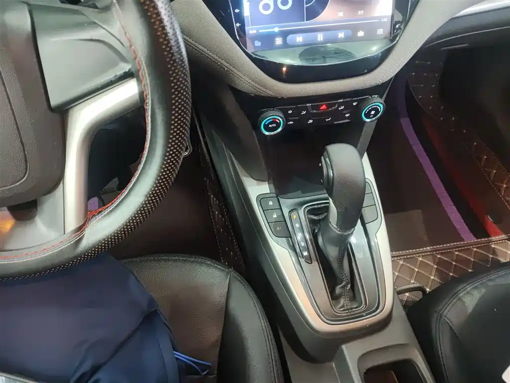 Chevrolet Malibu 2016 1.6T Automatic Comfort фото 14