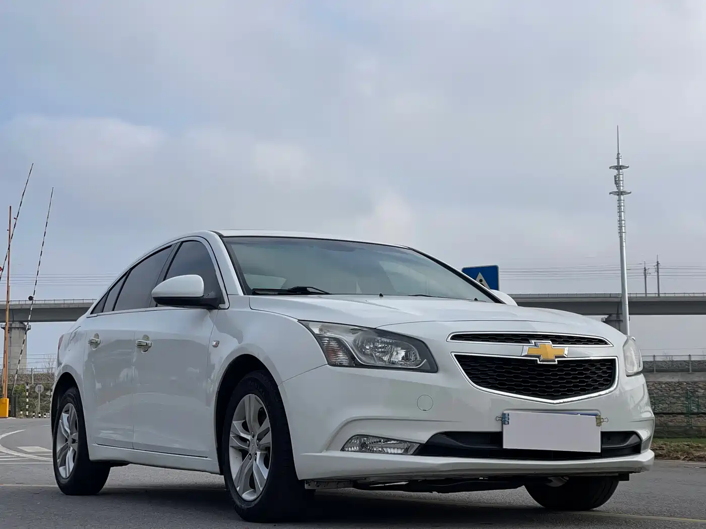 Chevrolet Cruze 2015 1.5L Classic SE MT фото 3