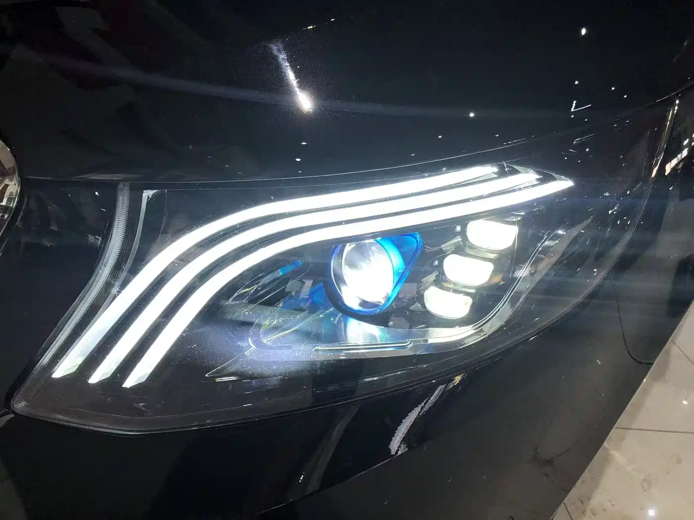 Mercedes-Benz Vito 2021 2.0T Elite 7-Seater фото 5