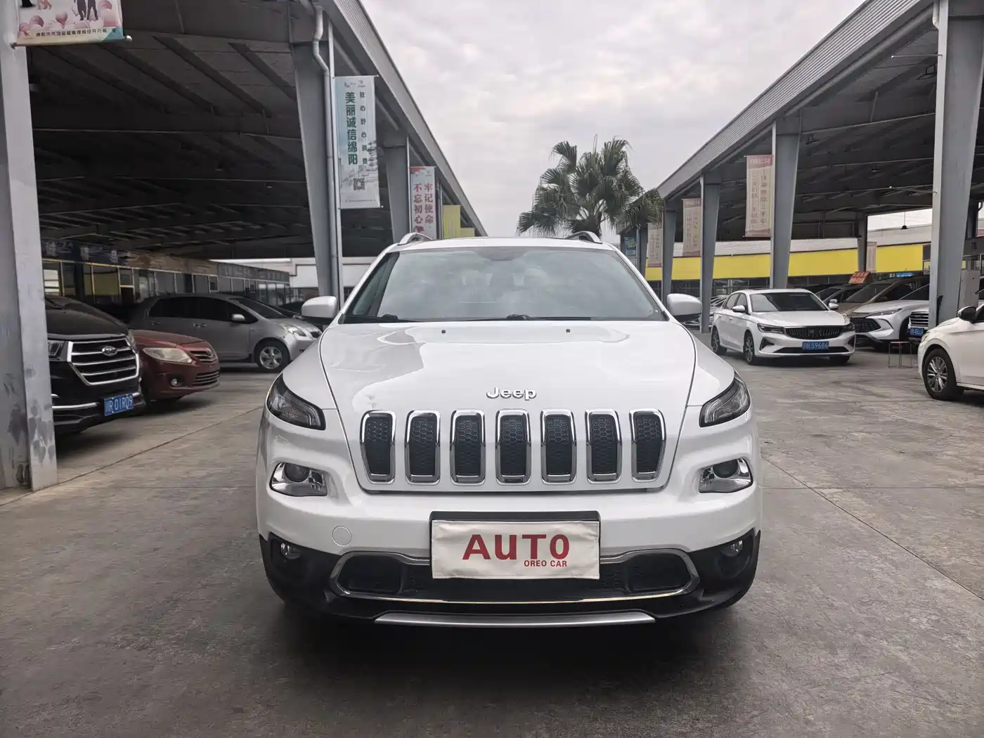 Jeep Cherokee 2018 2017 2.0L Superior Edition