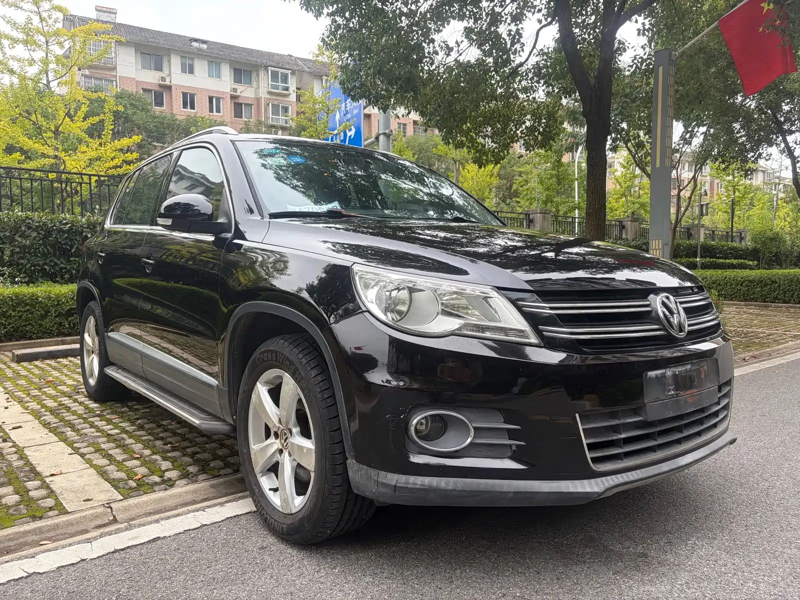 Фото 2 - Volkswagen Tiguan