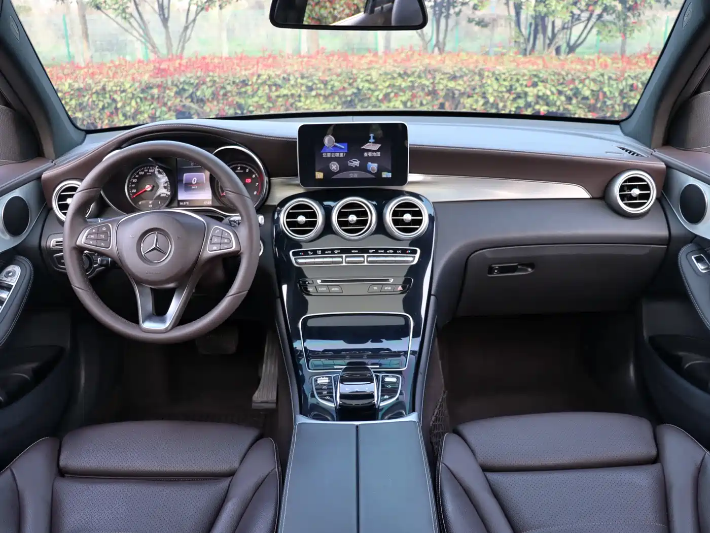 Mercedes-Benz GLC 2017 GLC 200 4MATIC фото 11