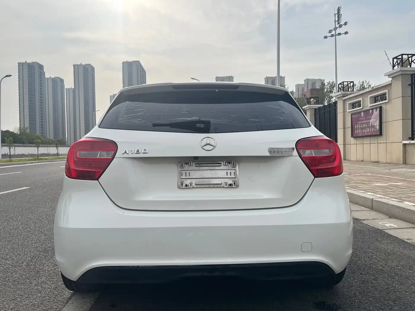 Mercedes-Benz A-Class (Import) 2015 A 180 Standard фото 9