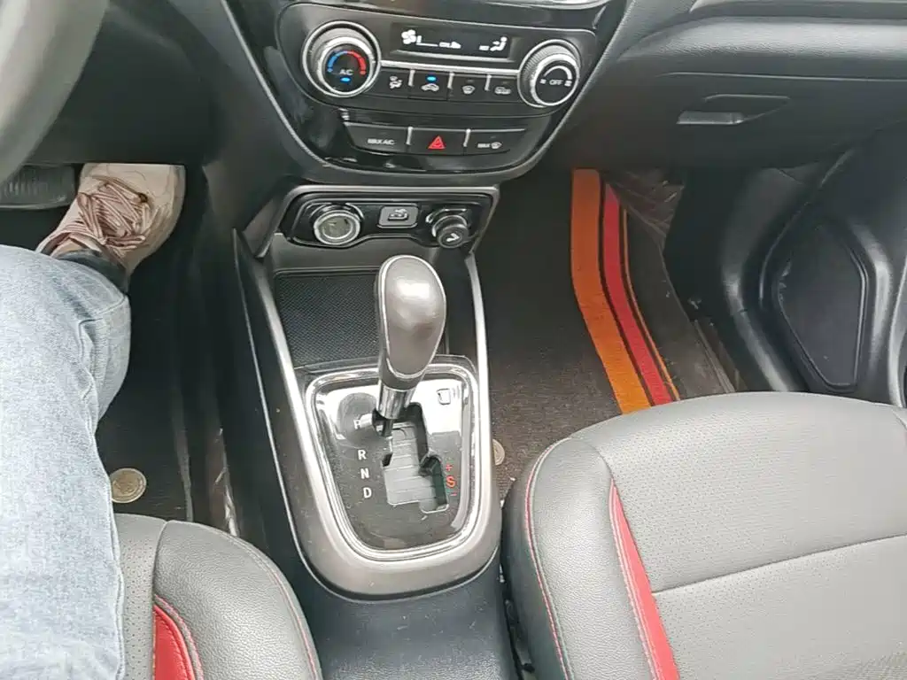 Changan CS15 2017 2016 1.5L Automatic Luxury