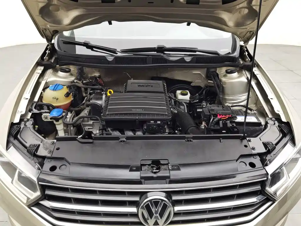 صورة 6 - Volkswagen Bora