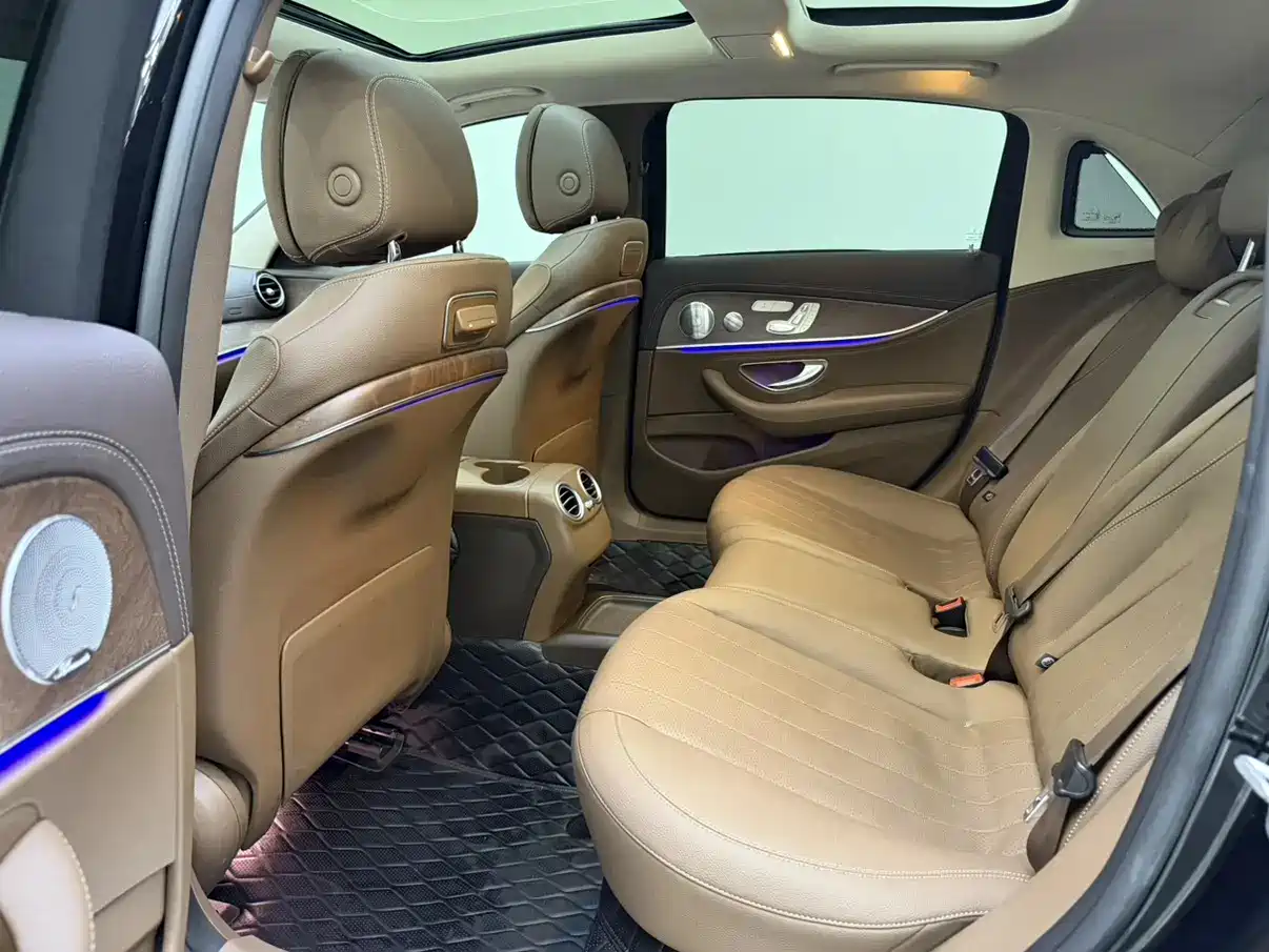 Mercedes-Benz E-Class 2020 E 300 L Fashion фото 13