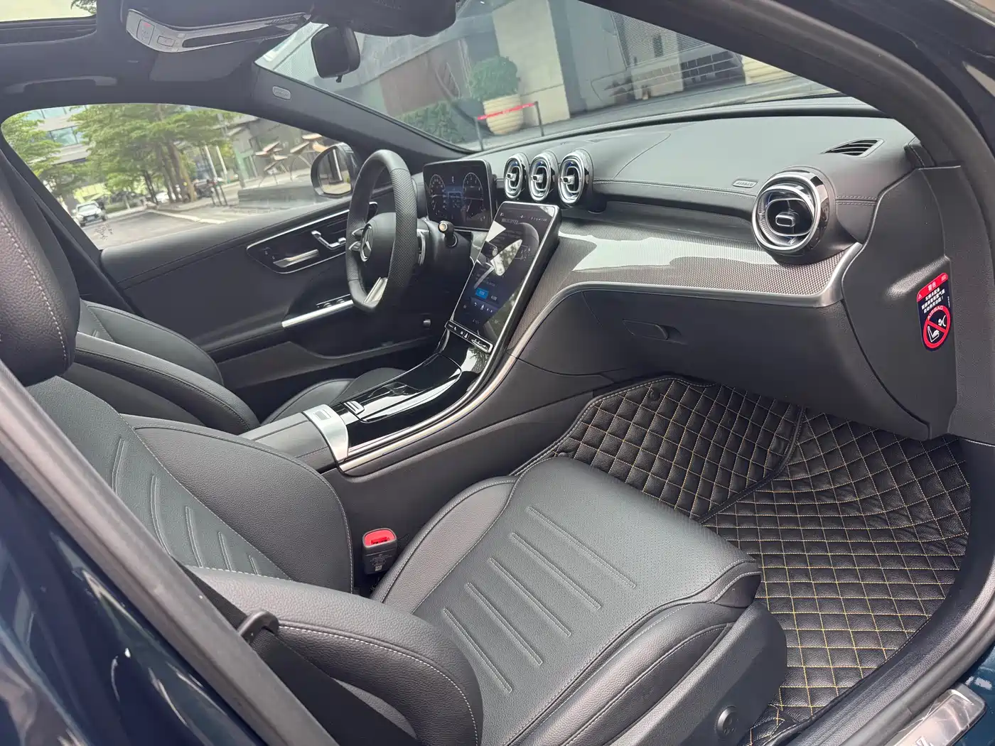Mercedes-Benz C-Class 2023 C 260 L Sport фото 10