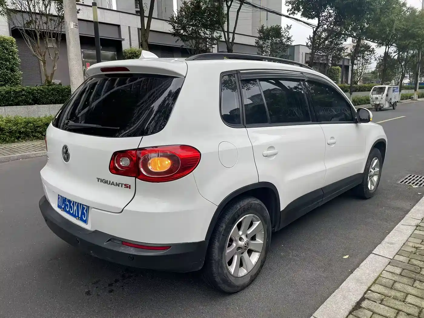 Фото 6 - Volkswagen Tiguan