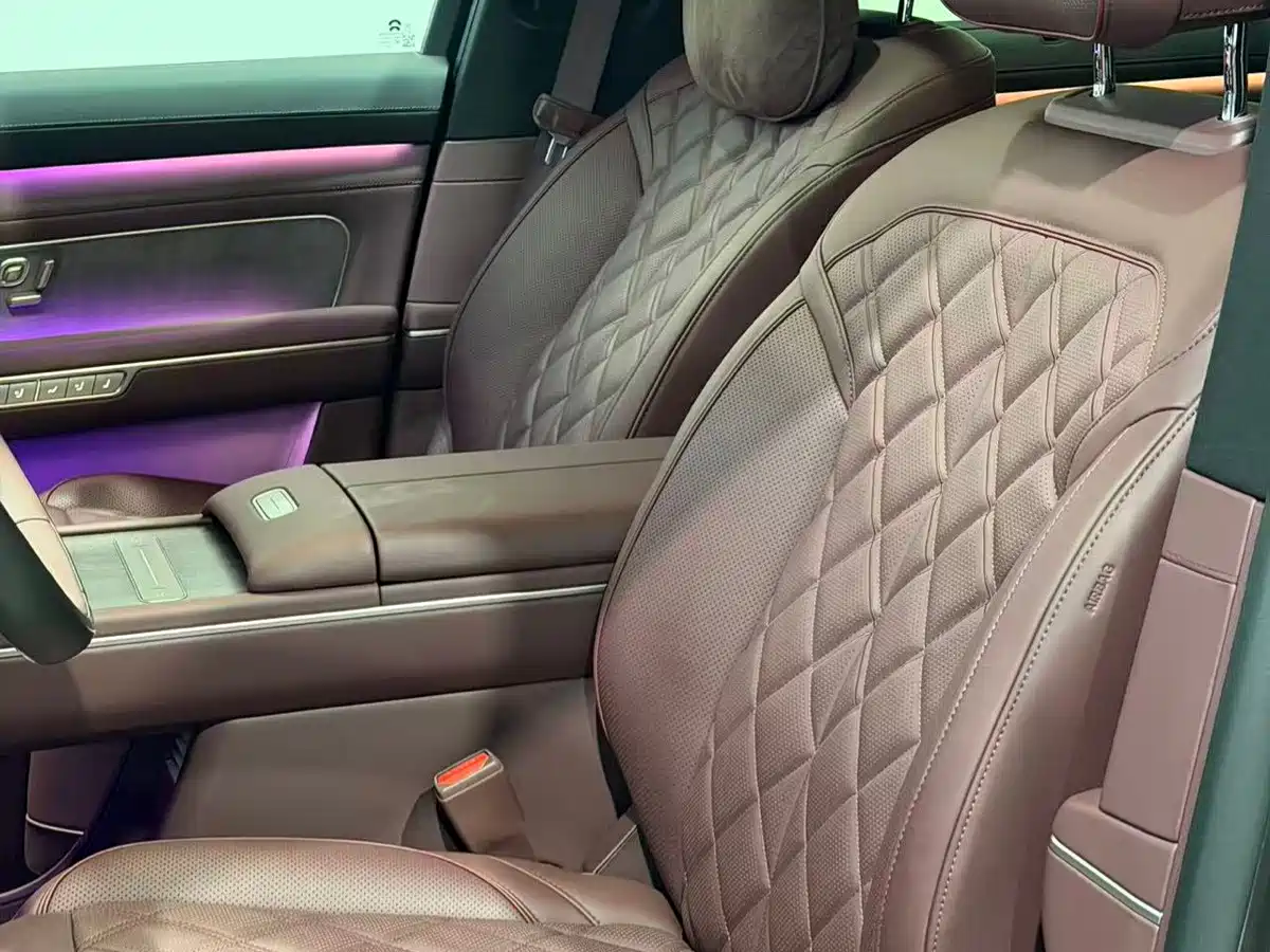 NIO ES8 2025 2025 Model 6-Seat Executive Luxury Edition