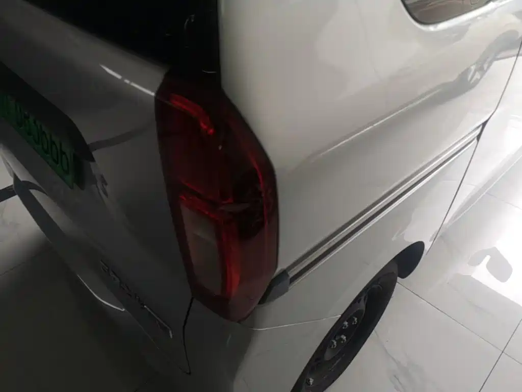 Wuling Motors Wuling Zhiguang NEV 2026 2025 Standard Version