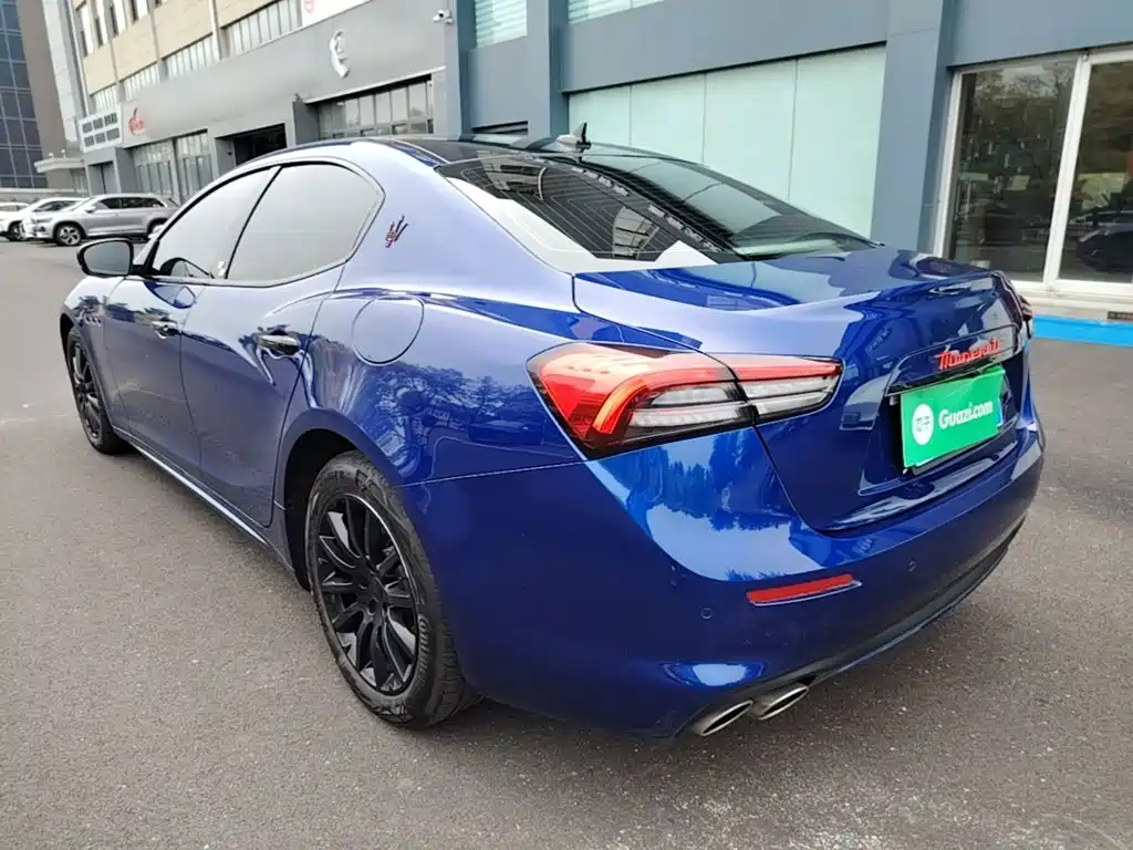 2023 Maserati Ghibli