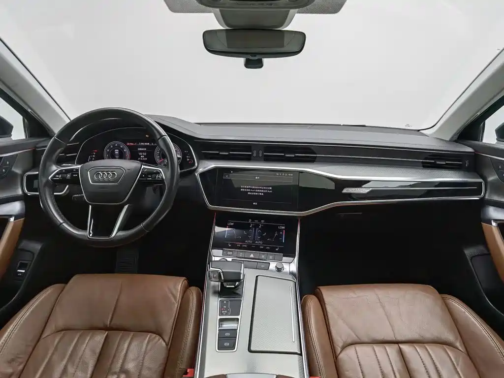 Фото 5 - Audi A6L