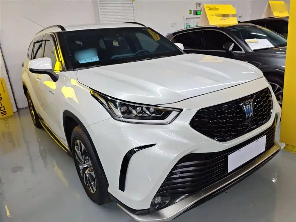 Toyota Crown Kluger 2023 2.5L HEV AWD Elite Edition фото 22