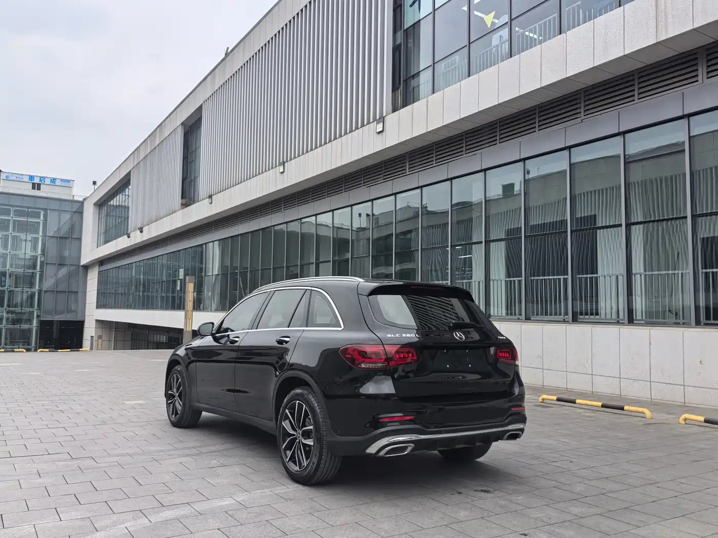 Mercedes-Benz GLC 2020 GLC 260 L 4MATIC Luxury фото 17