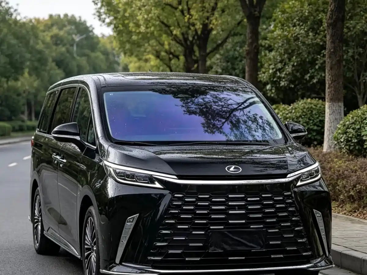 Lexus LM 2025 2023 500h 6-Seater Prestige Edition
