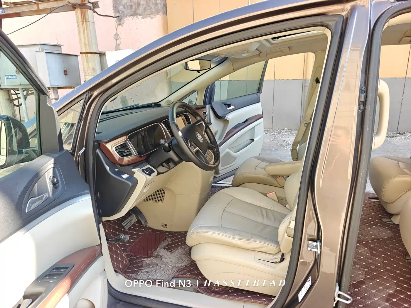 Buick GL8 2015 2.4L Luxury Business Exclusive Edition фото 17