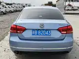 صورة 5 - Volkswagen Passat