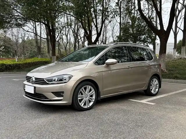VOLKSWAGEN GOLF*JIAYU