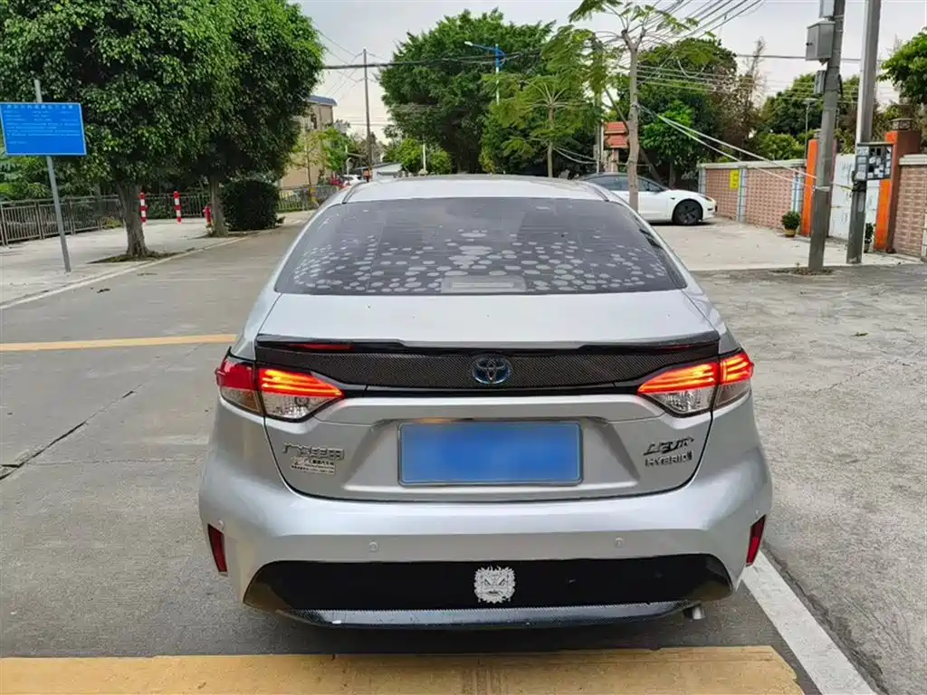 Toyota Levin 2021 Dual Engine 1.8H E-CVT Luxury Edition фото 13