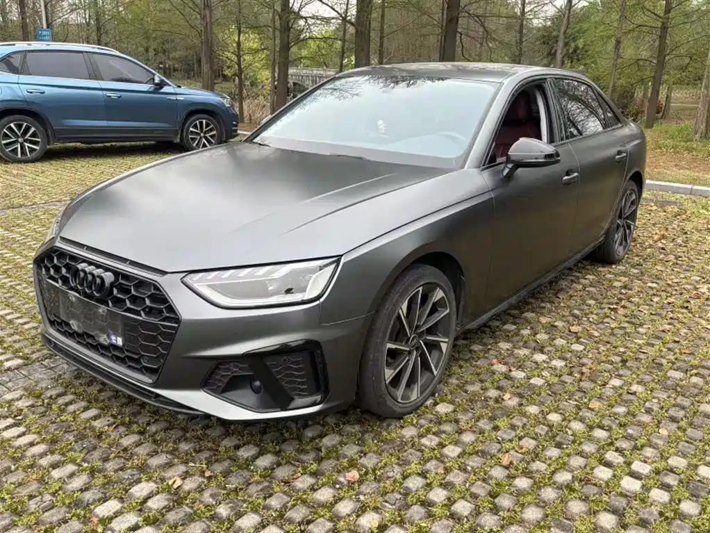 Audi A4L 2022 40 TFSI Luxury Dynamic