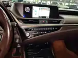 صورة 6 - Lexus ES